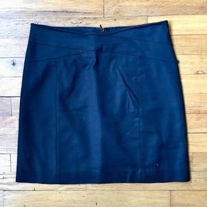 Banana Republic | Black Pencil Skirt